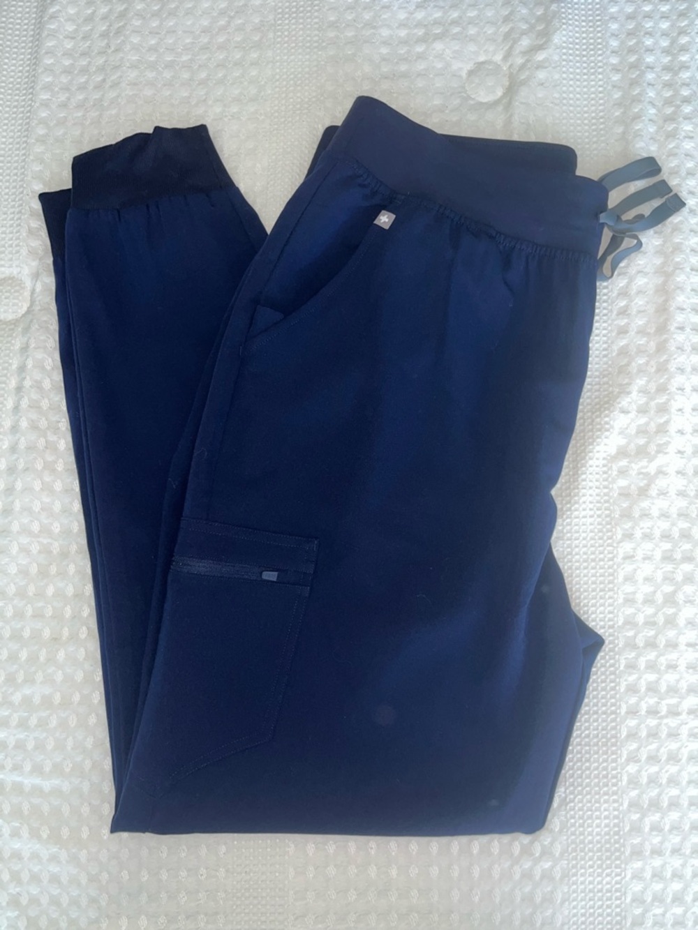 Navy FIGS joggers XLT